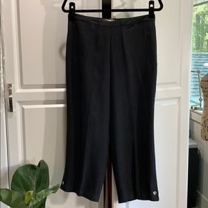 ‼️SOLD‼️NWT Tommy Bahama Silk Capri Pants